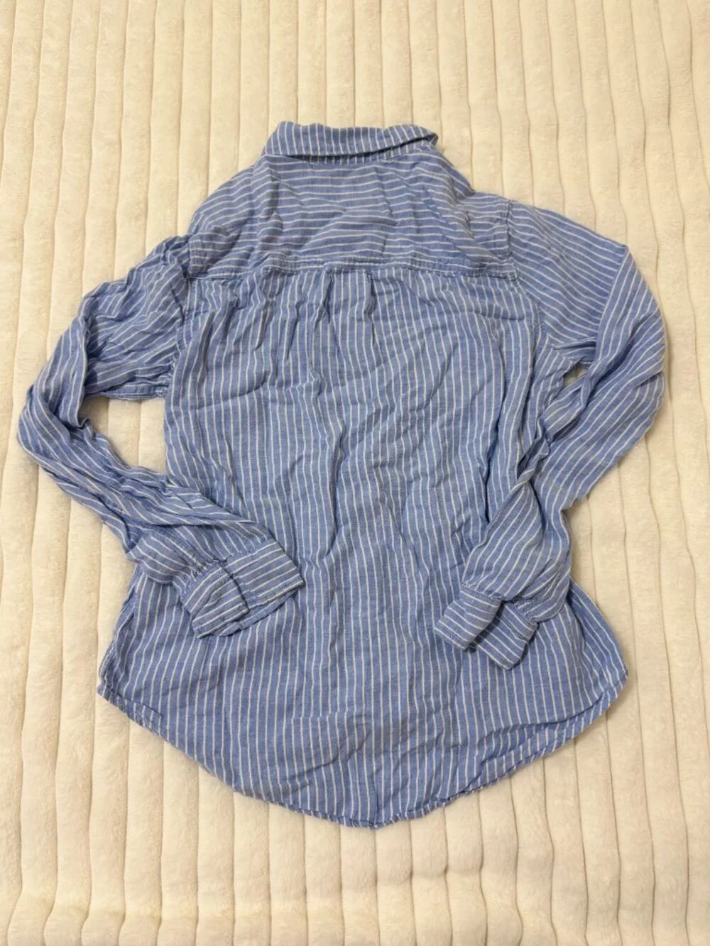 Abercrombie & Fitch Womens M Blue White Striped Button Down Shirt